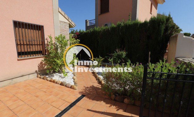 Resale - Villa - Algorfa - La Finca