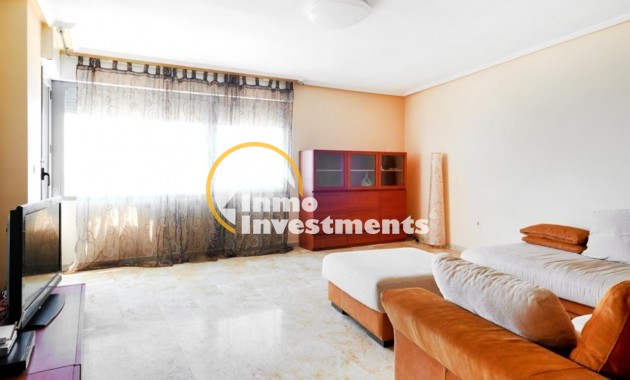 Resale - Apartment - Torrevieja - Beach