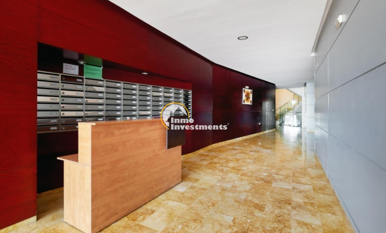 Resale - Apartment - Torrevieja - Beach