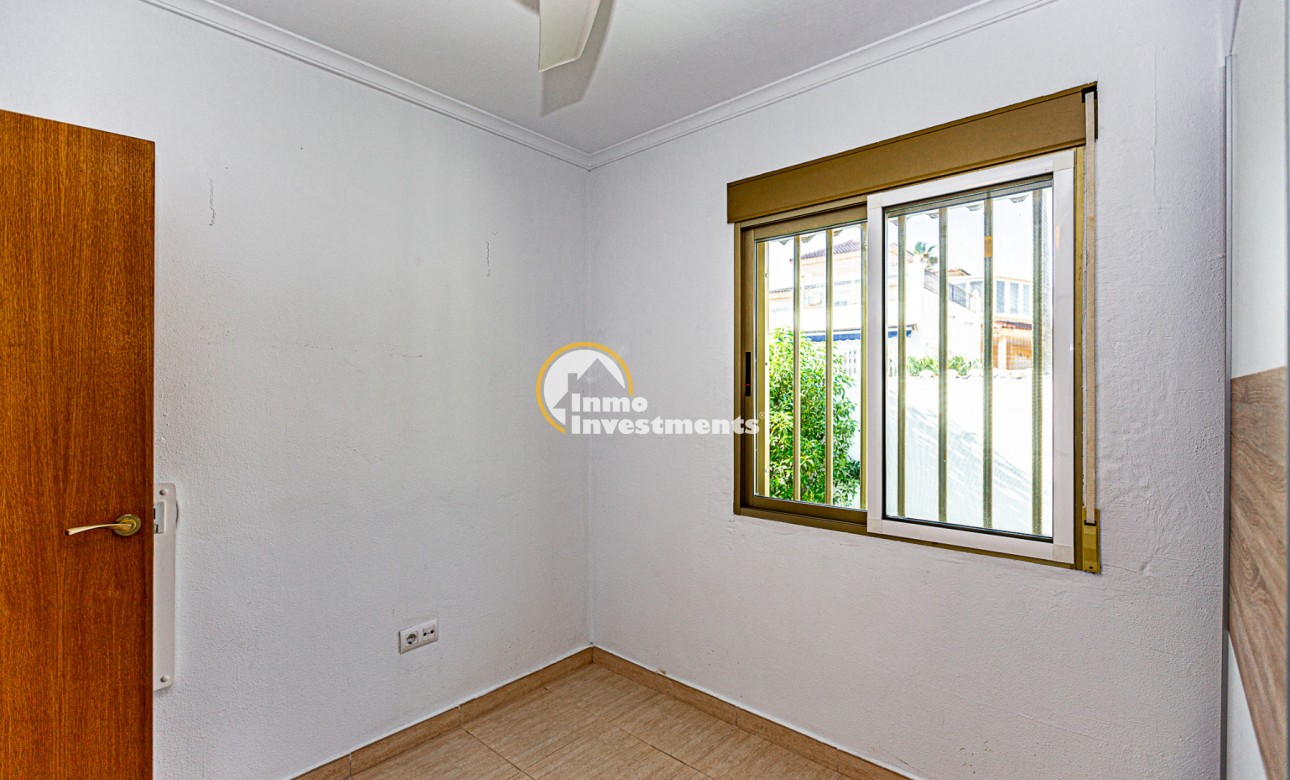 Resale - Villa - La Zenia