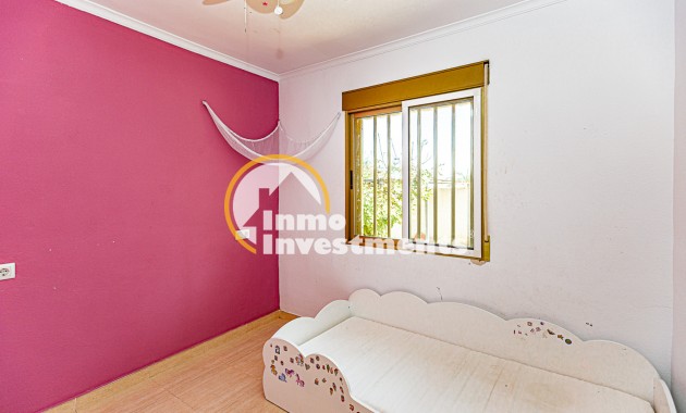 Resale - Villa - La Zenia