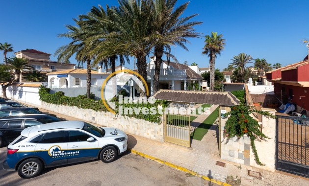 Resale - Villa - La Zenia