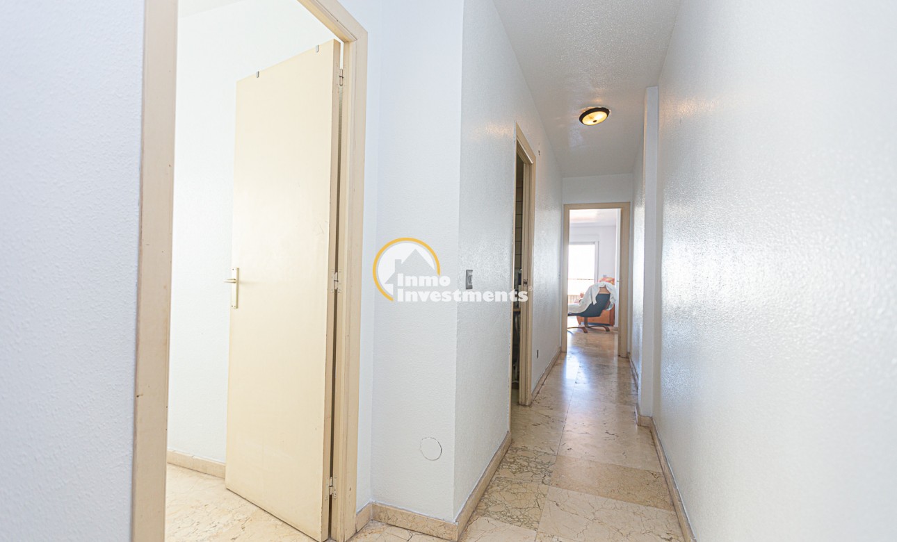 Resale - Apartment - Torrevieja - Beach