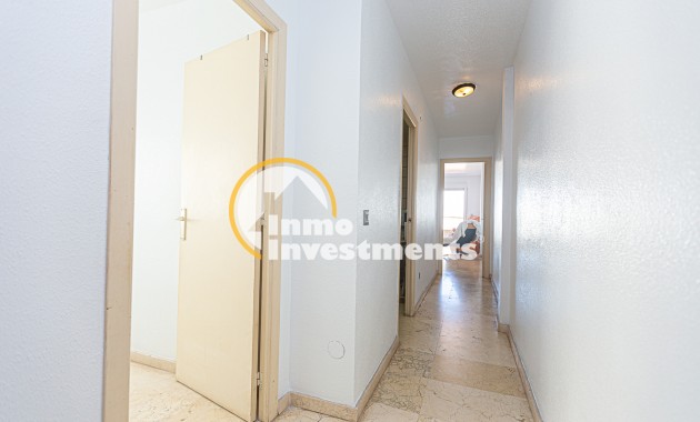 Resale - Apartment - Torrevieja - Beach