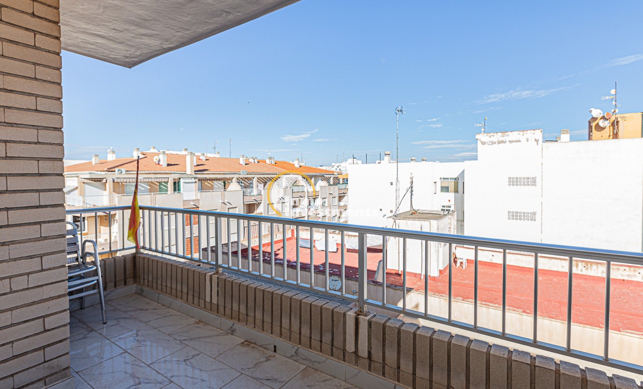 Resale - Apartment - Torrevieja - Beach