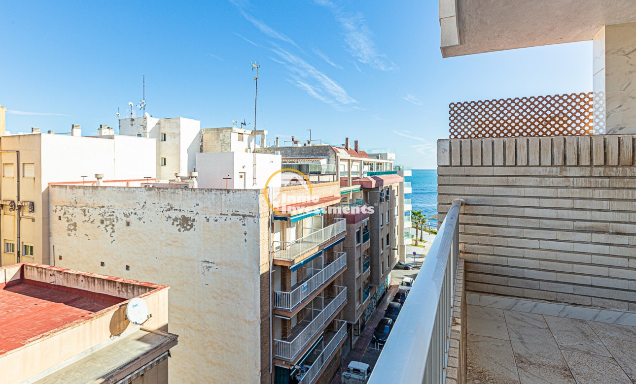 Resale - Apartment - Torrevieja - Beach