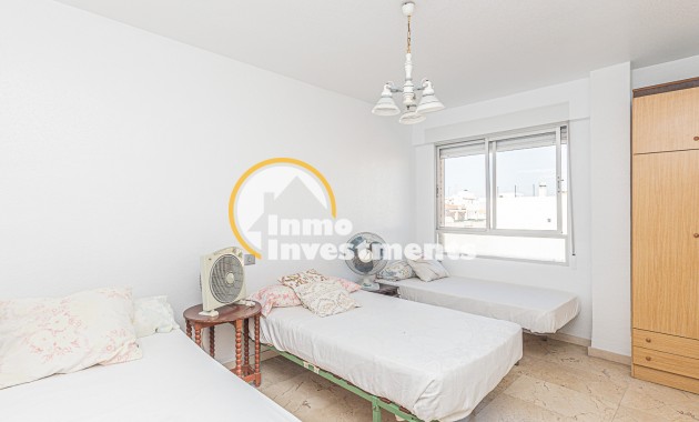 Resale - Apartment - Torrevieja - Beach