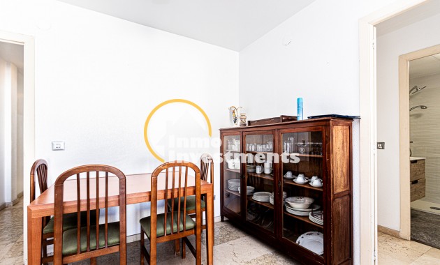 Resale - Apartment - Torrevieja - Beach