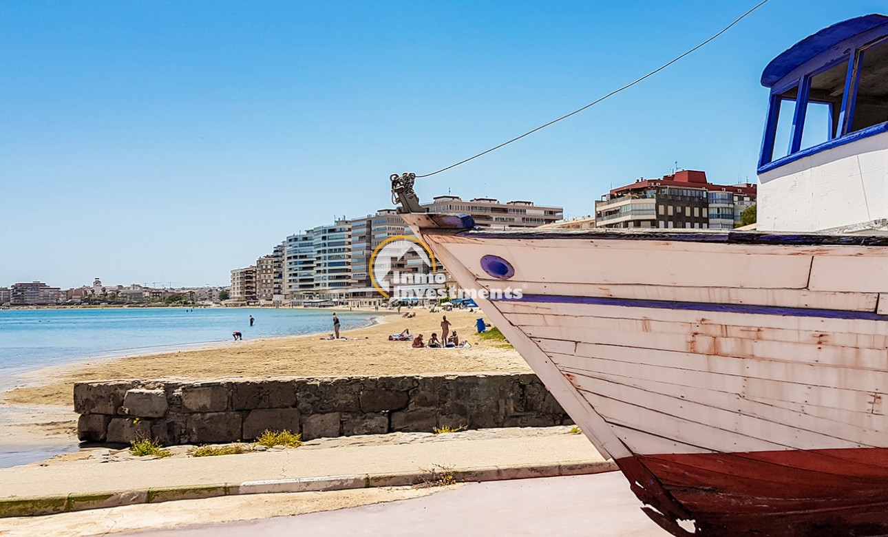 Resale - Apartment - Torrevieja - Beach