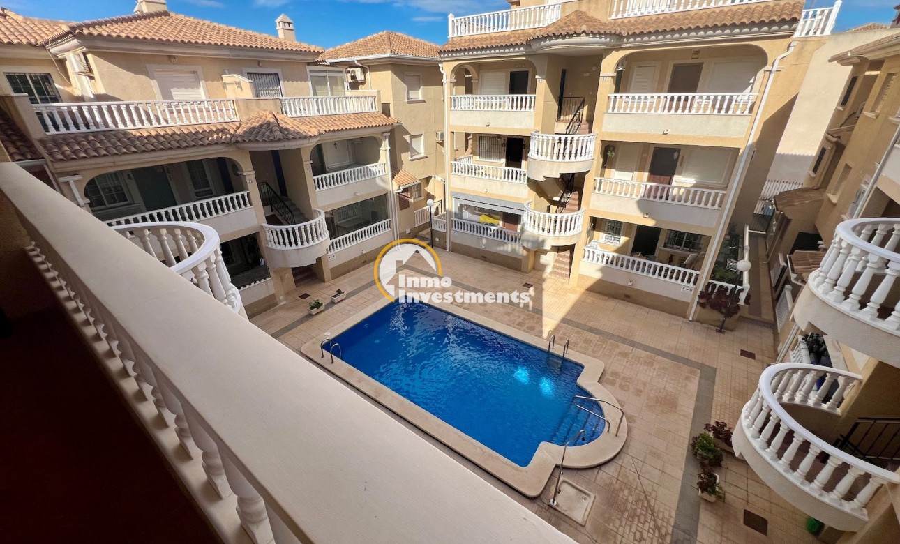 Resale - Apartment - Orihuela Costa - La Florida