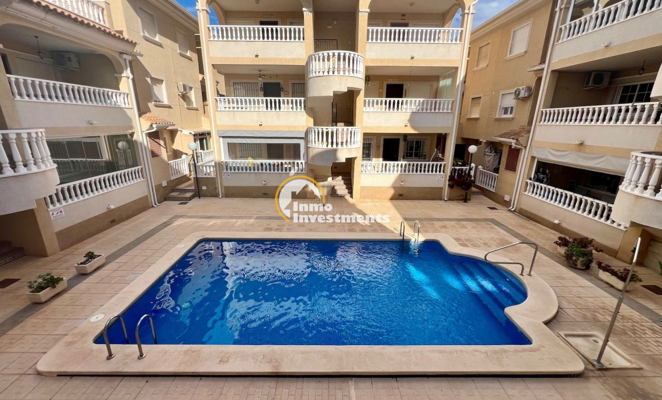 Resale - Apartment - Orihuela Costa - La Florida