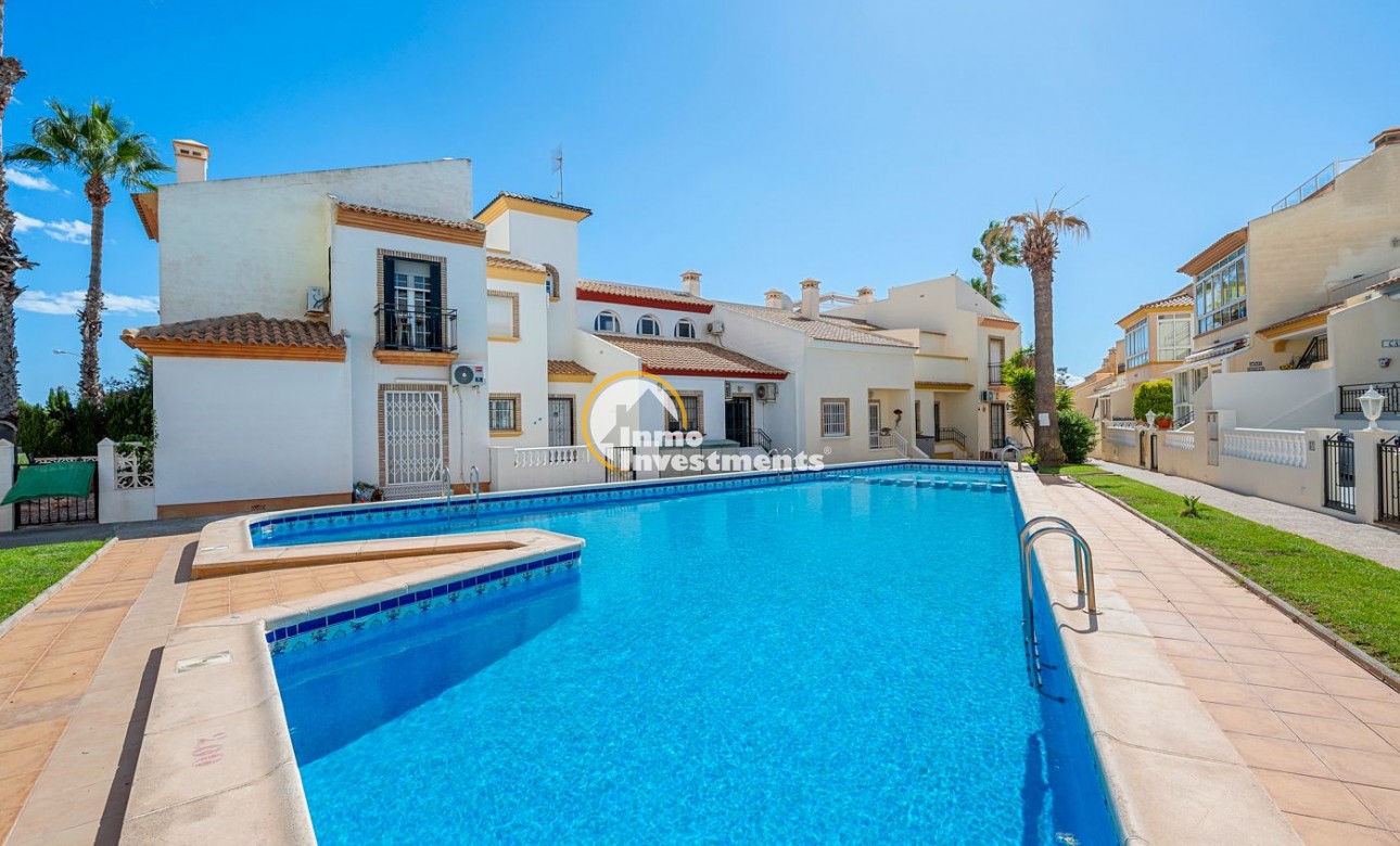 Bestaande bouw - Villa - Playa Flamenca - Rueda