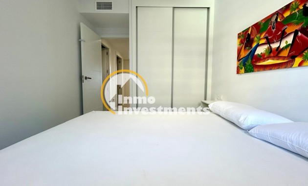 Resale - Apartment - Orihuela Costa - Altos de Campoamor