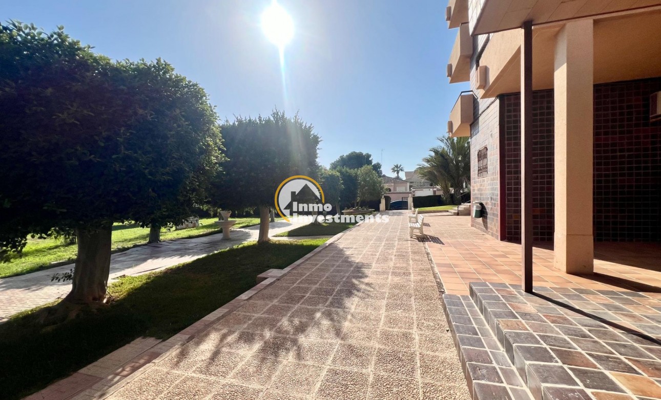 Resale - Ground Floor - La Zenia