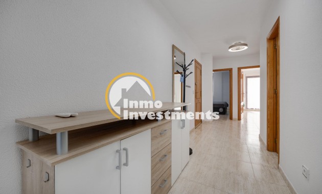 Reventa - Apartamento - Torrevieja - Playa del Cura