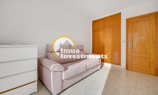 Reventa - Apartamento - Torrevieja - Playa del Cura