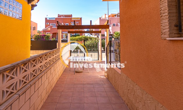 Resale - Villa - Los Montesinos