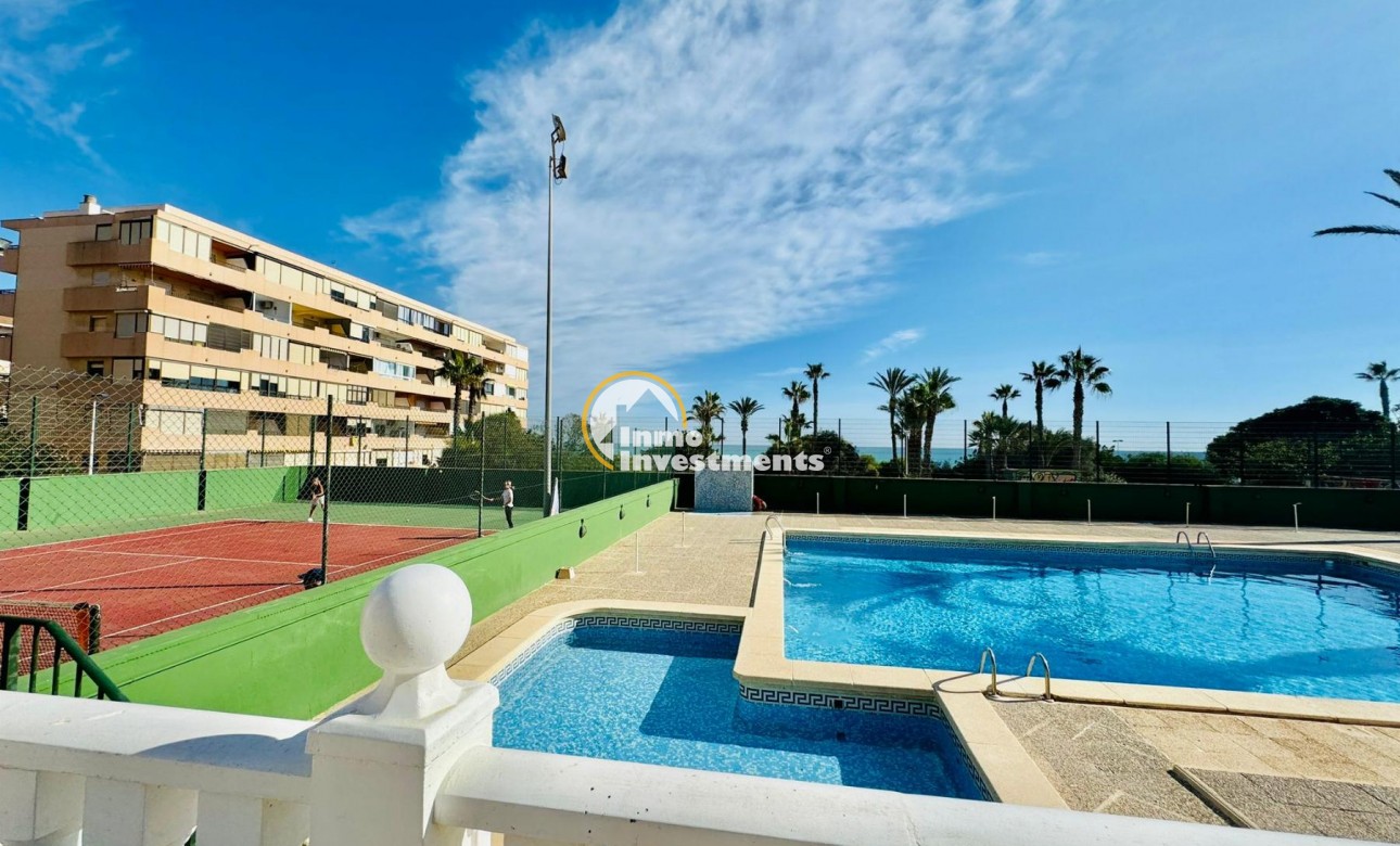 Resale - Apartment - Torrevieja - Beach