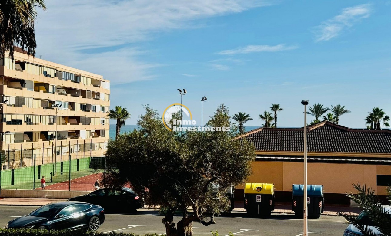 Resale - Apartment - Torrevieja - Beach