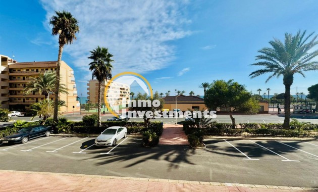 Resale - Apartment - Torrevieja - Beach