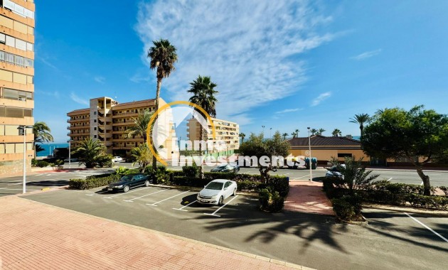 Resale - Apartment - Torrevieja - Beach