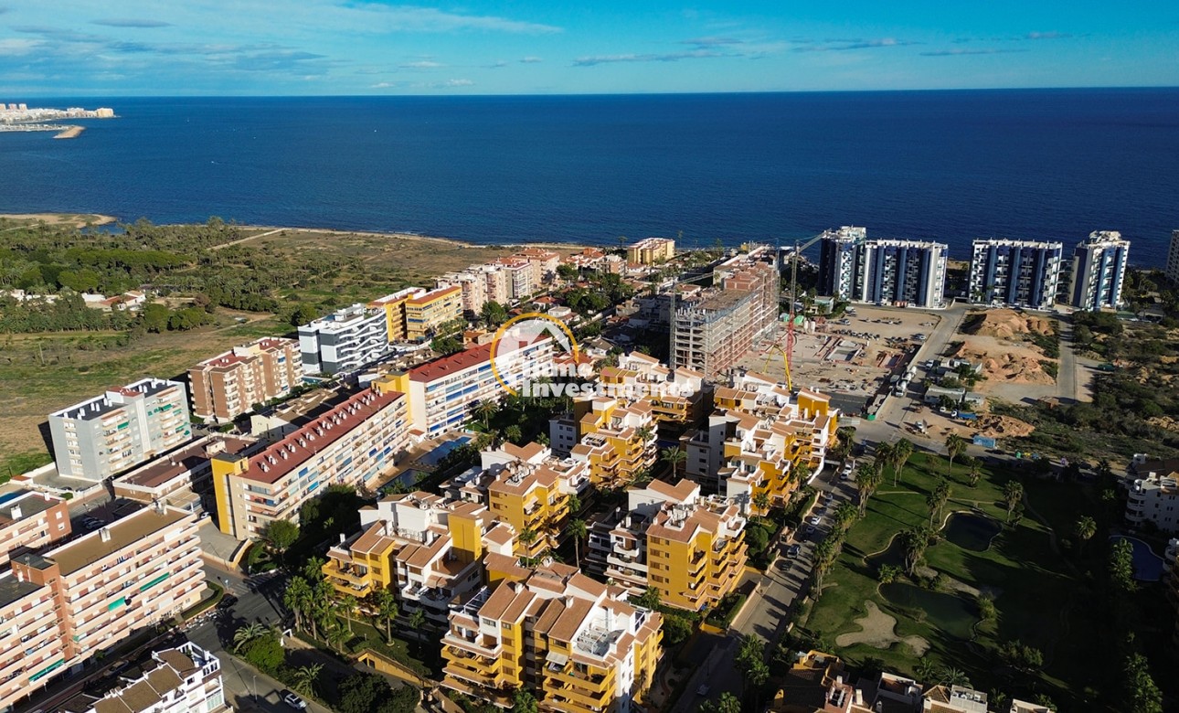 Resale - Apartment - Punta Prima - Beachside