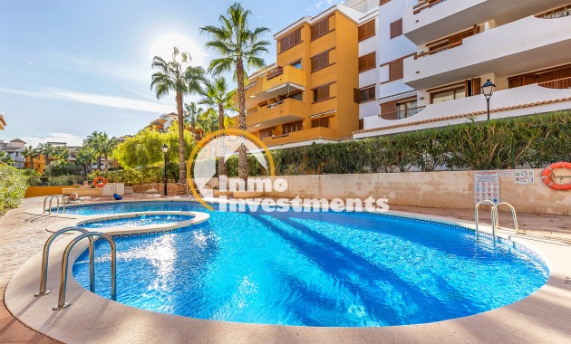 Resale - Apartment - Punta Prima - Beachside