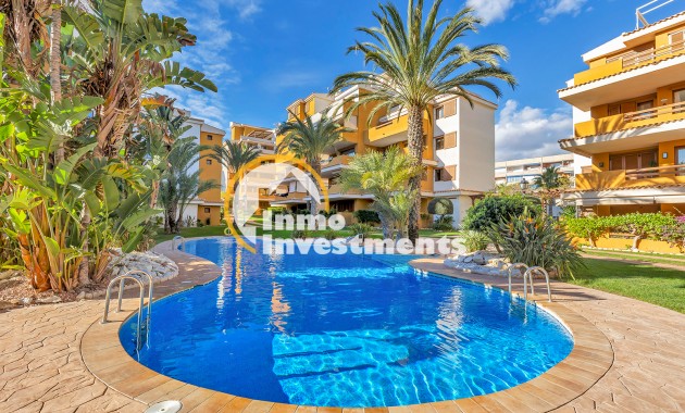 Resale - Apartment - Punta Prima - Beachside