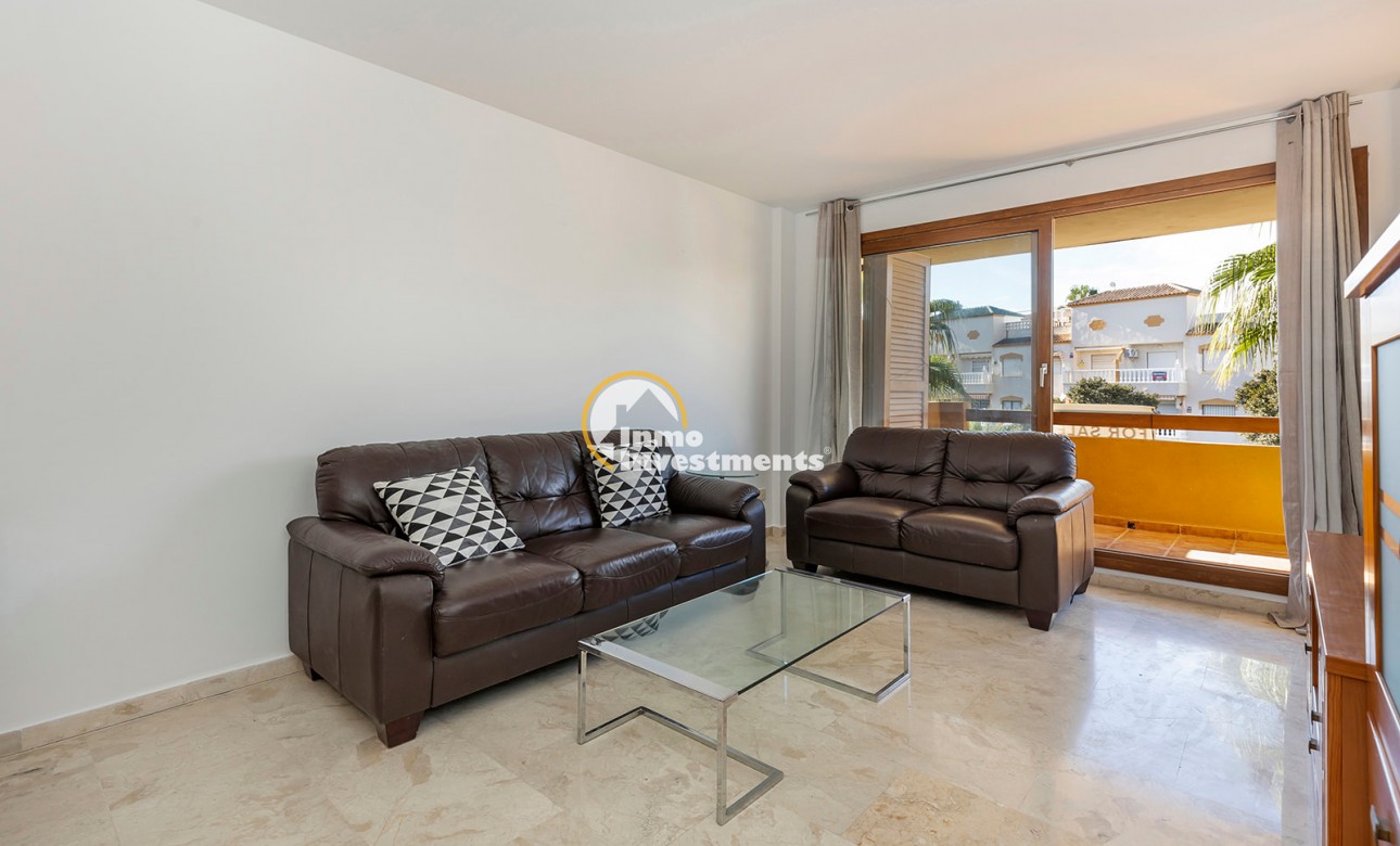 Resale - Apartment - Punta Prima - Beachside