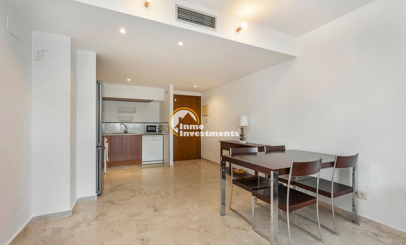 Resale - Apartment - Punta Prima - Beachside