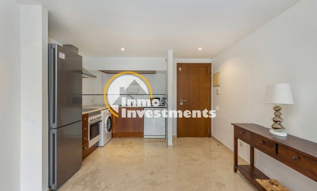 Resale - Apartment - Punta Prima - Beachside