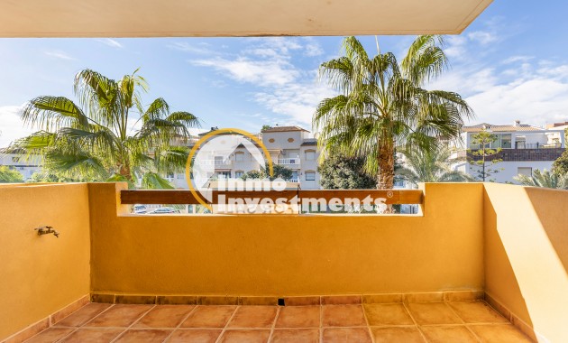 Resale - Apartment - Punta Prima - Beachside