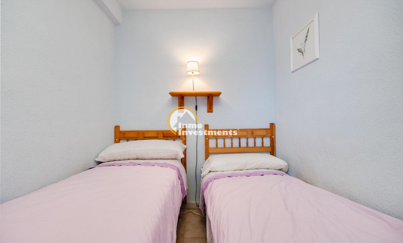 Resale - Apartment - Torrevieja - Cabo Cervera