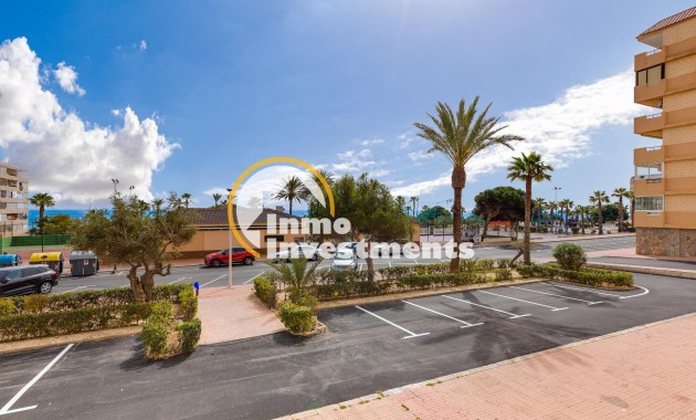 Resale - Apartment - Torrevieja - Cabo Cervera