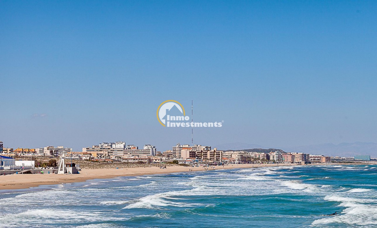 Resale - Apartment - Torrevieja - Cabo Cervera