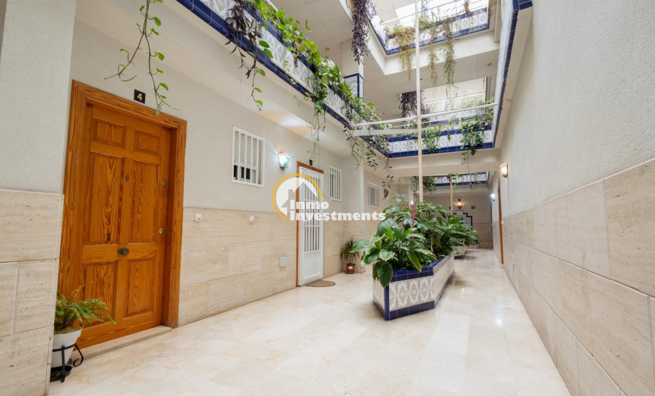 Bestaande bouw - Appartement - Torrevieja - Centro