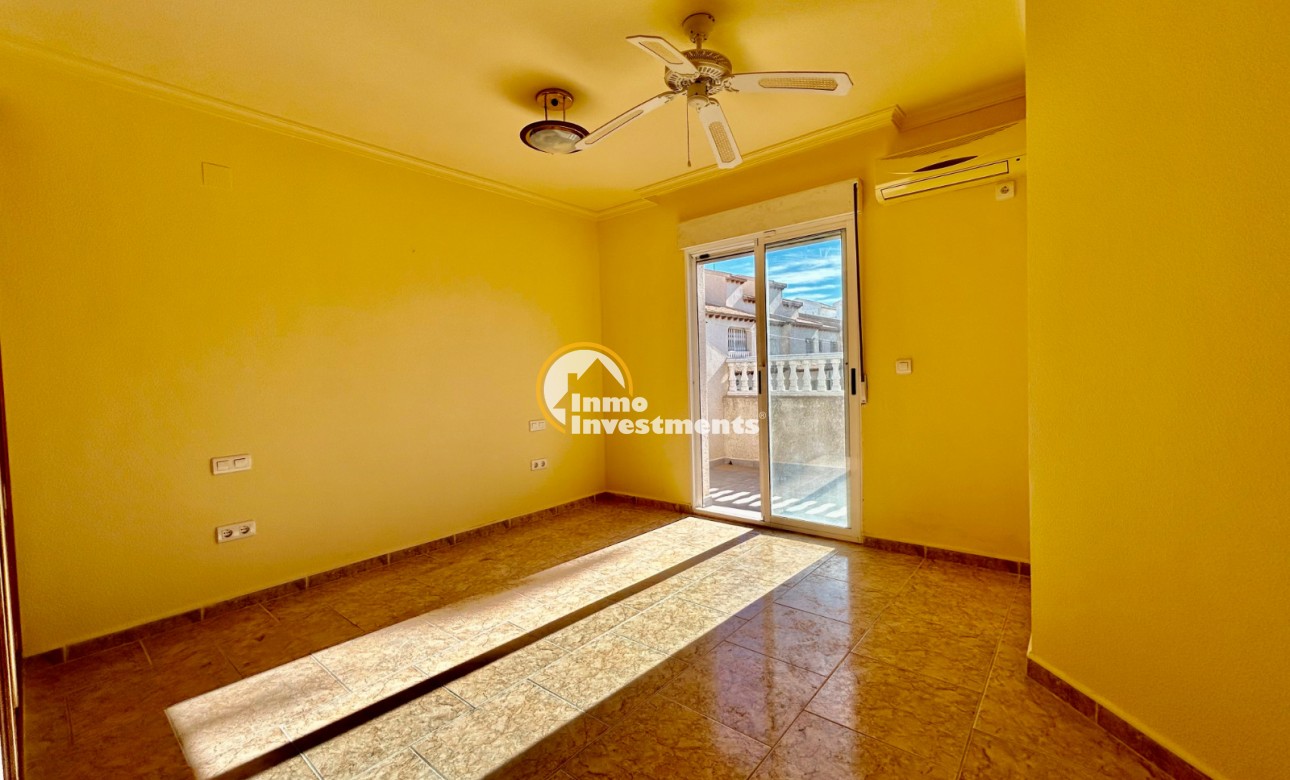 Resale - Town house - Villamartin