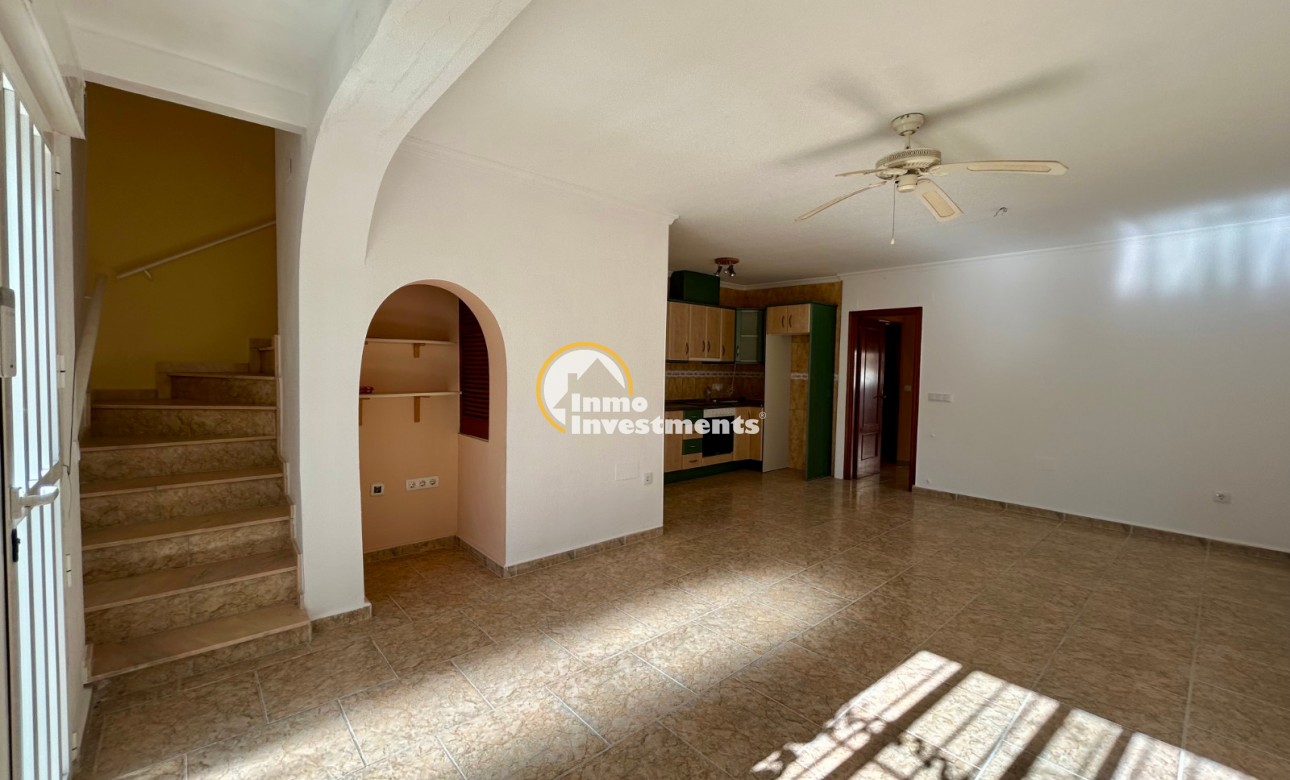 Resale - Town house - Villamartin