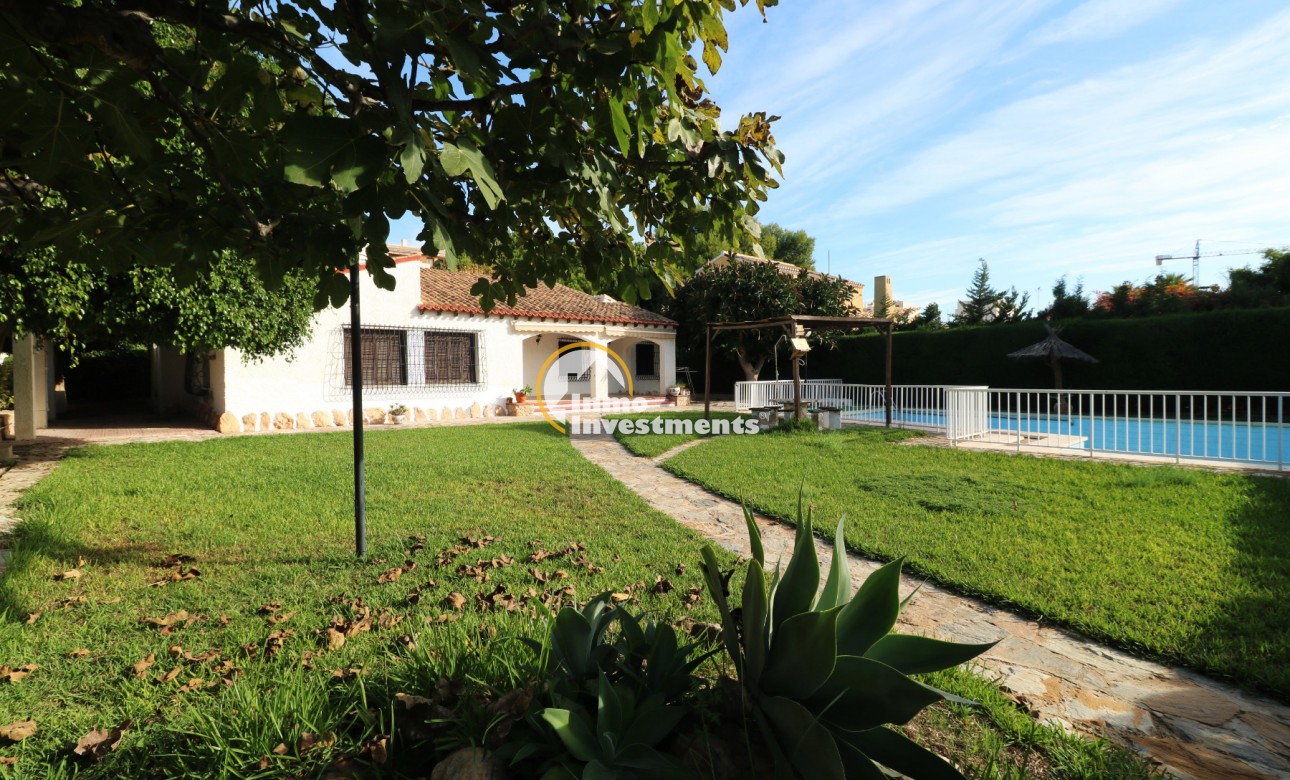 Gebrauchtimmobilien - Villa - Punta Prima - Strandseite