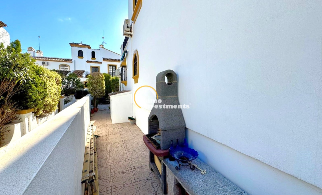 Resale - Town house - Villamartin - Valencias