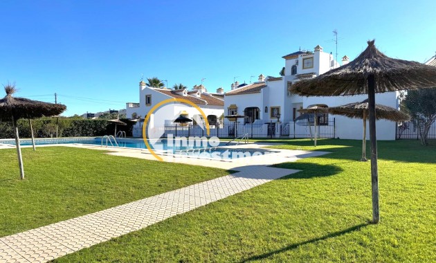 Resale - Town house - Villamartin - Valencias