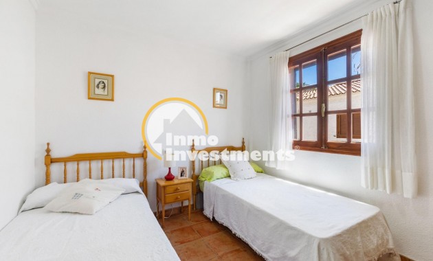 Resale - Bungalow - Mil Palmeras - Beach