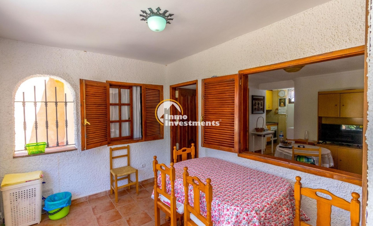 Resale - Bungalow - Mil Palmeras - Beach