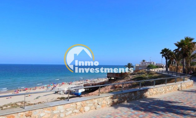 Resale - Bungalow - Mil Palmeras - Beach