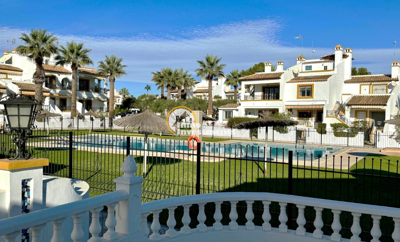 Till salu - Town house - Villamartin