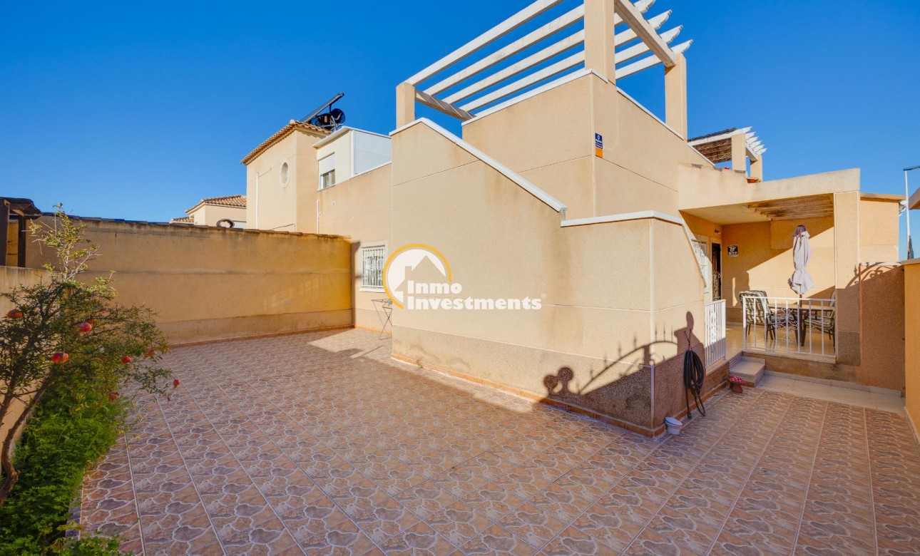 Reventa - Chalet independiente - Torrevieja - Pueblo - Centro