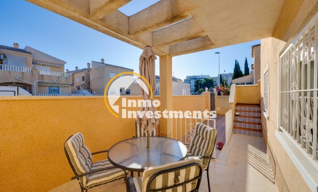 Reventa - Chalet independiente - Torrevieja - Pueblo - Centro