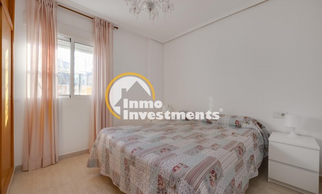 Reventa - Chalet independiente - Torrevieja - Pueblo - Centro