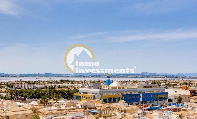 Reventa - Chalet independiente - Torrevieja - Pueblo - Centro