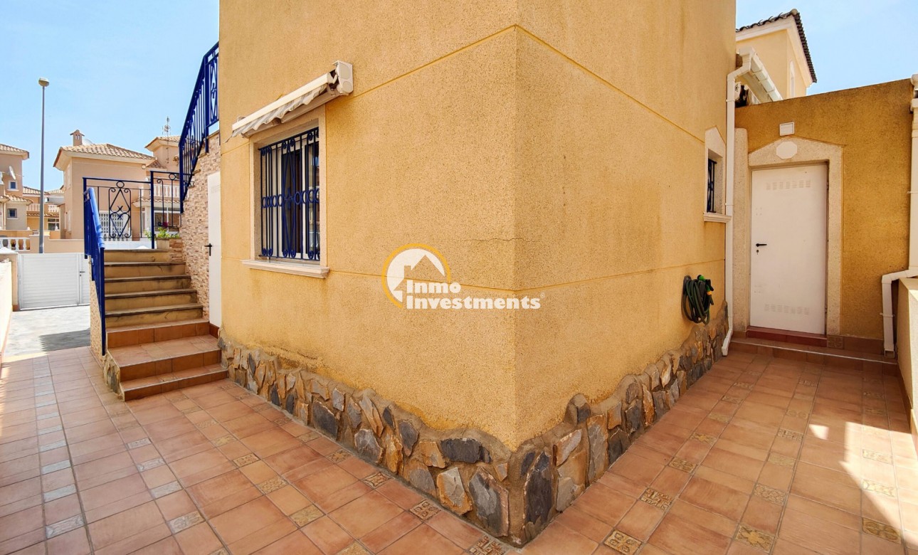 Resale - Semi detached villa - Punta Prima